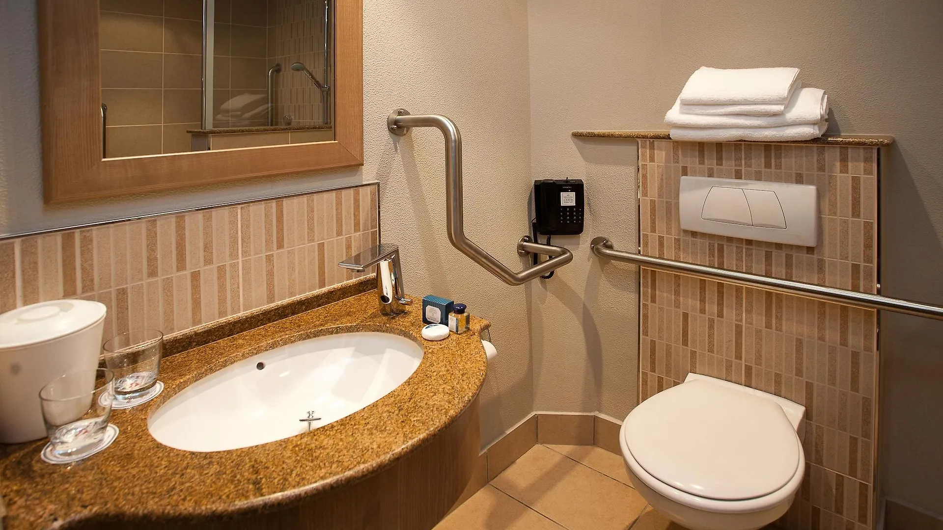 Town Lodge Gqeberha Port Elizabeth Hotel